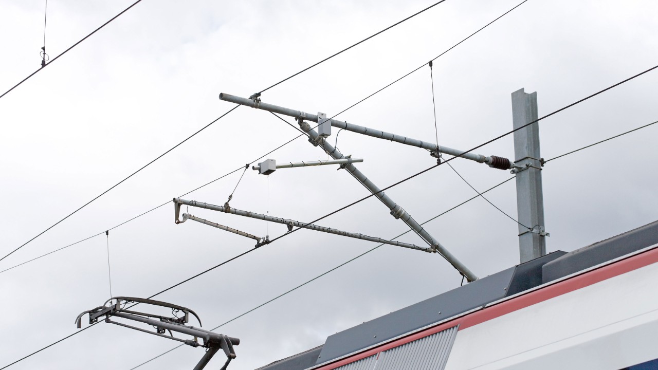Un posto di misurazione della pressione durante il transito di un treno.