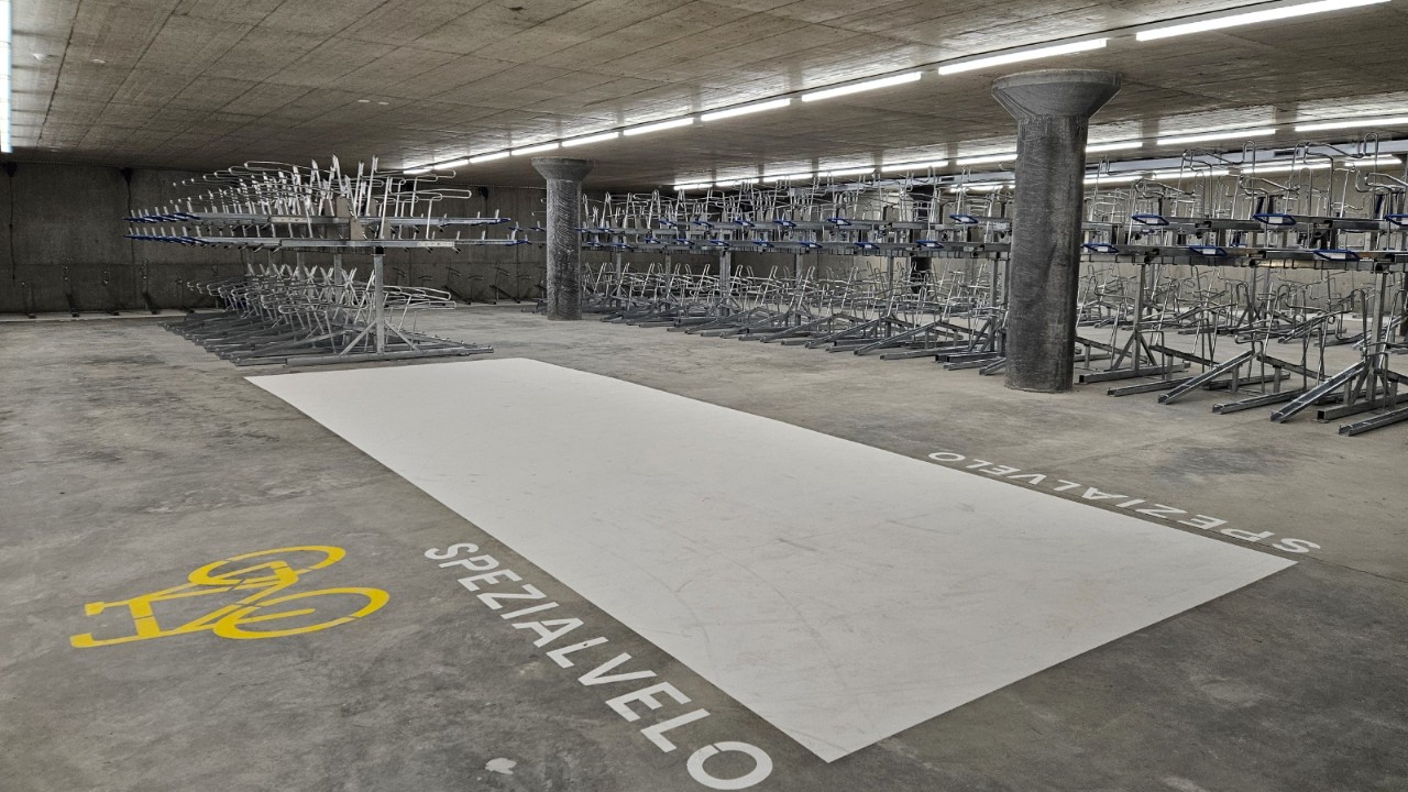 Velostation Bahnhof Zofingen.